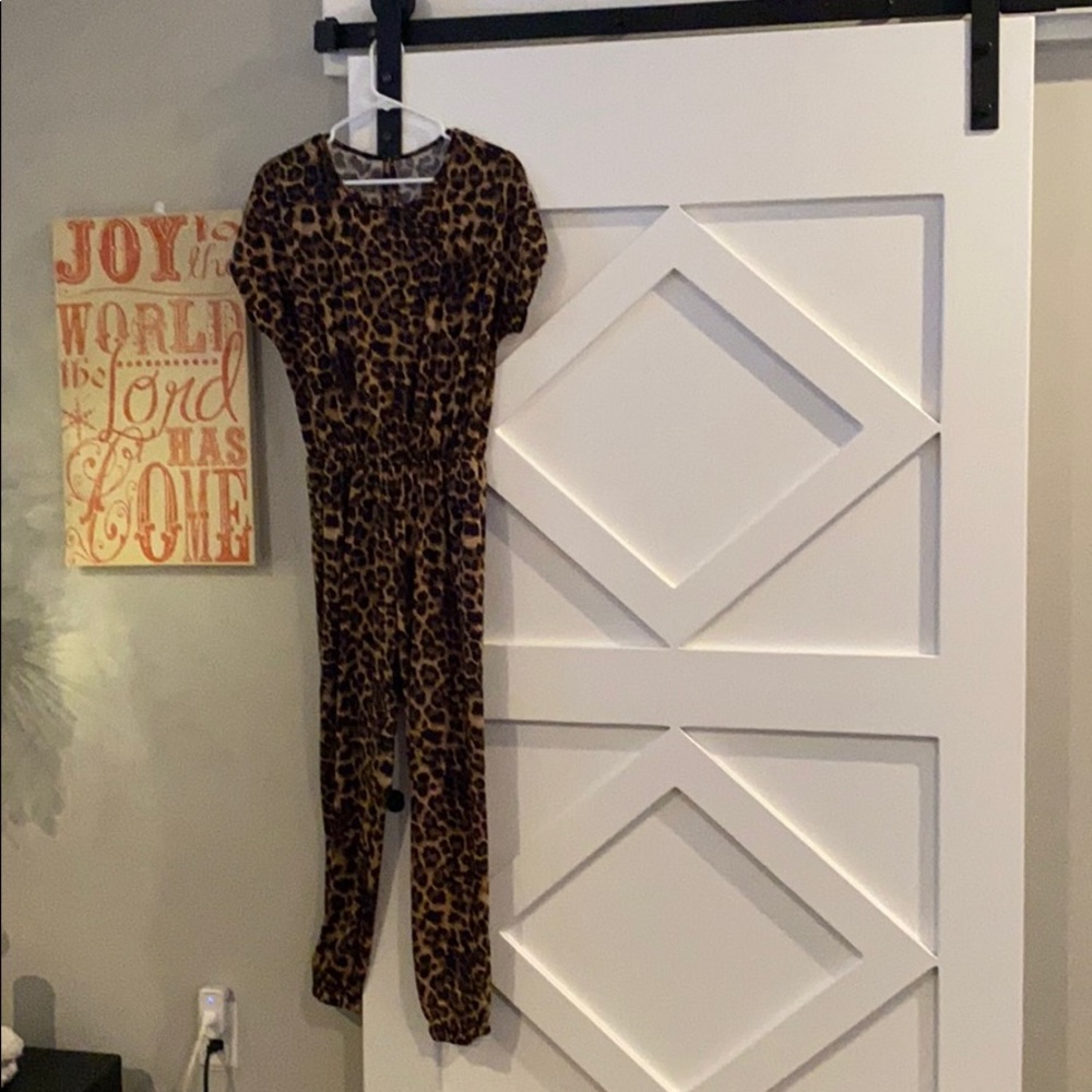 Cheetah print jumper